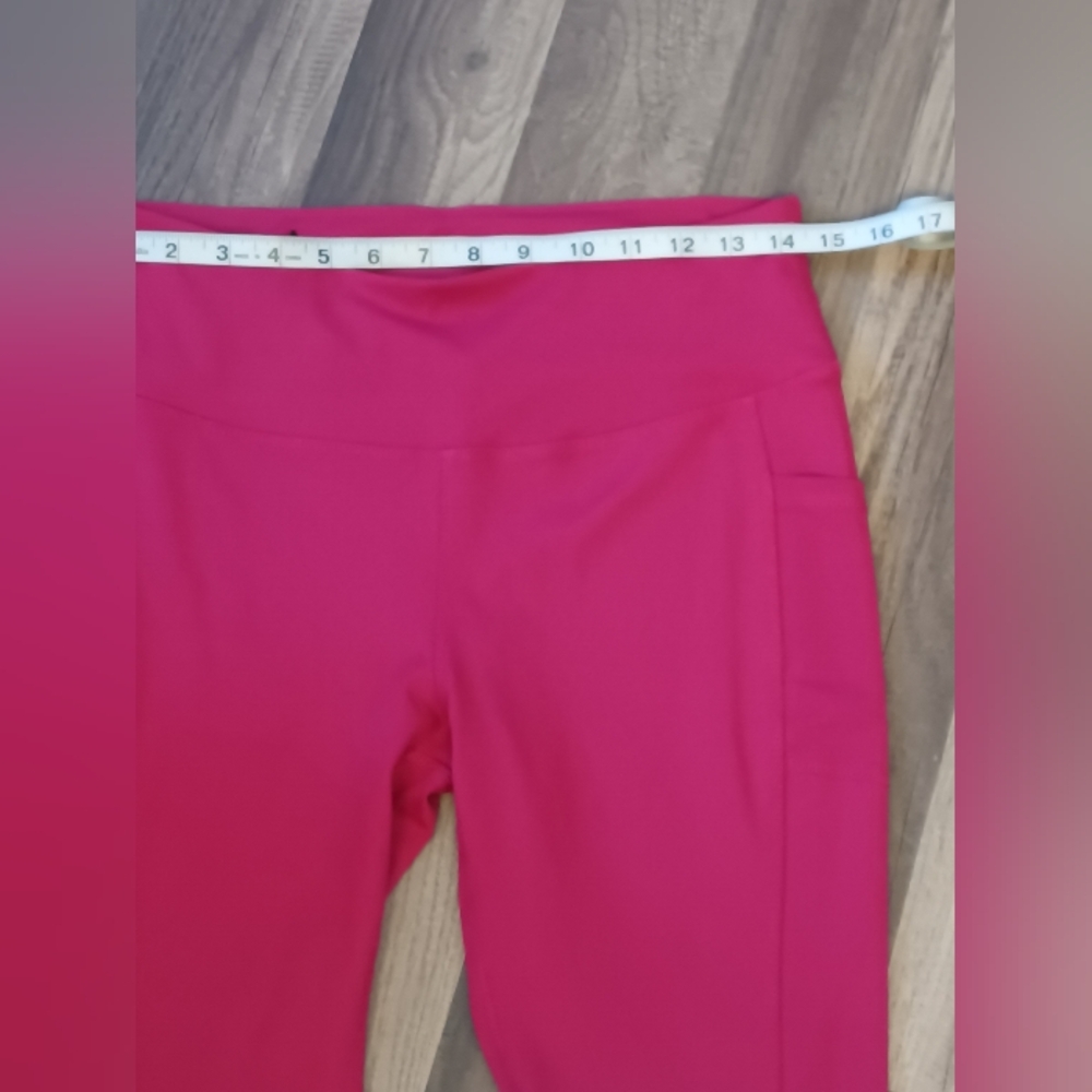 𝗕𝗲𝘃𝗲𝗿𝗹𝘆 𝗛𝗶𝗹𝗹𝘀 𝗣𝗼𝗹𝗼 𝗖𝗹𝘂𝗯 𝗖𝗮𝗽𝗿𝗶 𝗟𝗲𝗴𝗴𝗶𝗻𝗴 - Picture 10 of 12